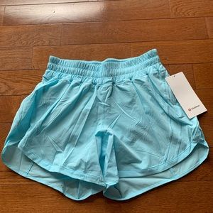 💙LULULEMON TRACK THAT MR SHORT 5”-ICING BLUE💙